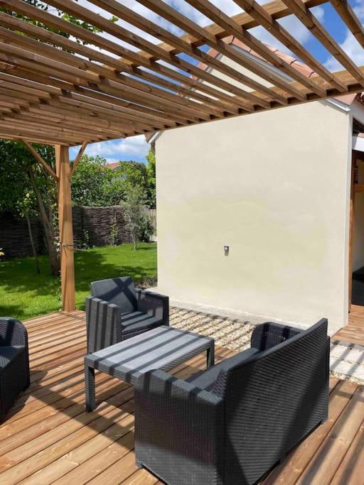 Petite Maison Avec Jardin Au Calme Floirac  Exterior photo