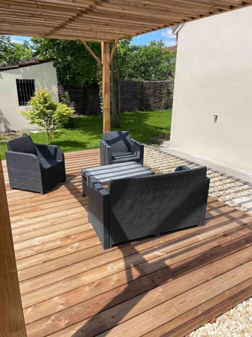 Petite Maison Avec Jardin Au Calme Floirac  Exterior photo